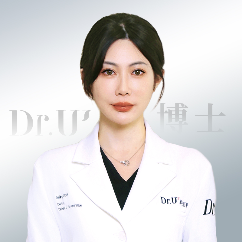 青岛博士医美鲁灿璐医师形象照
