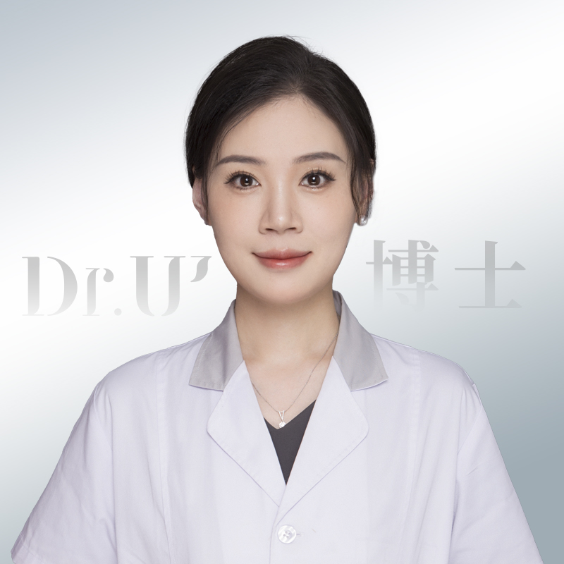 青岛博士医美李灿灿医师形象照
