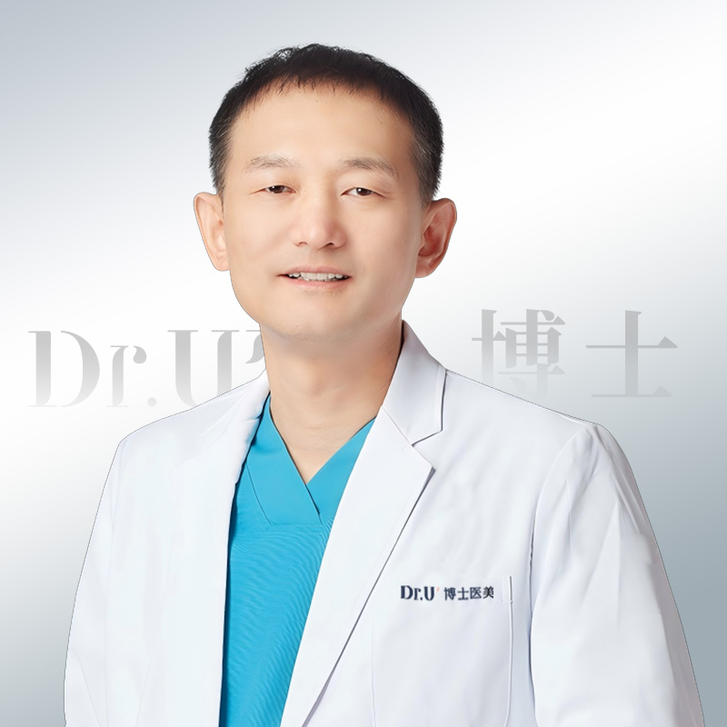 青岛博士医美郭俊龙医师形象照
